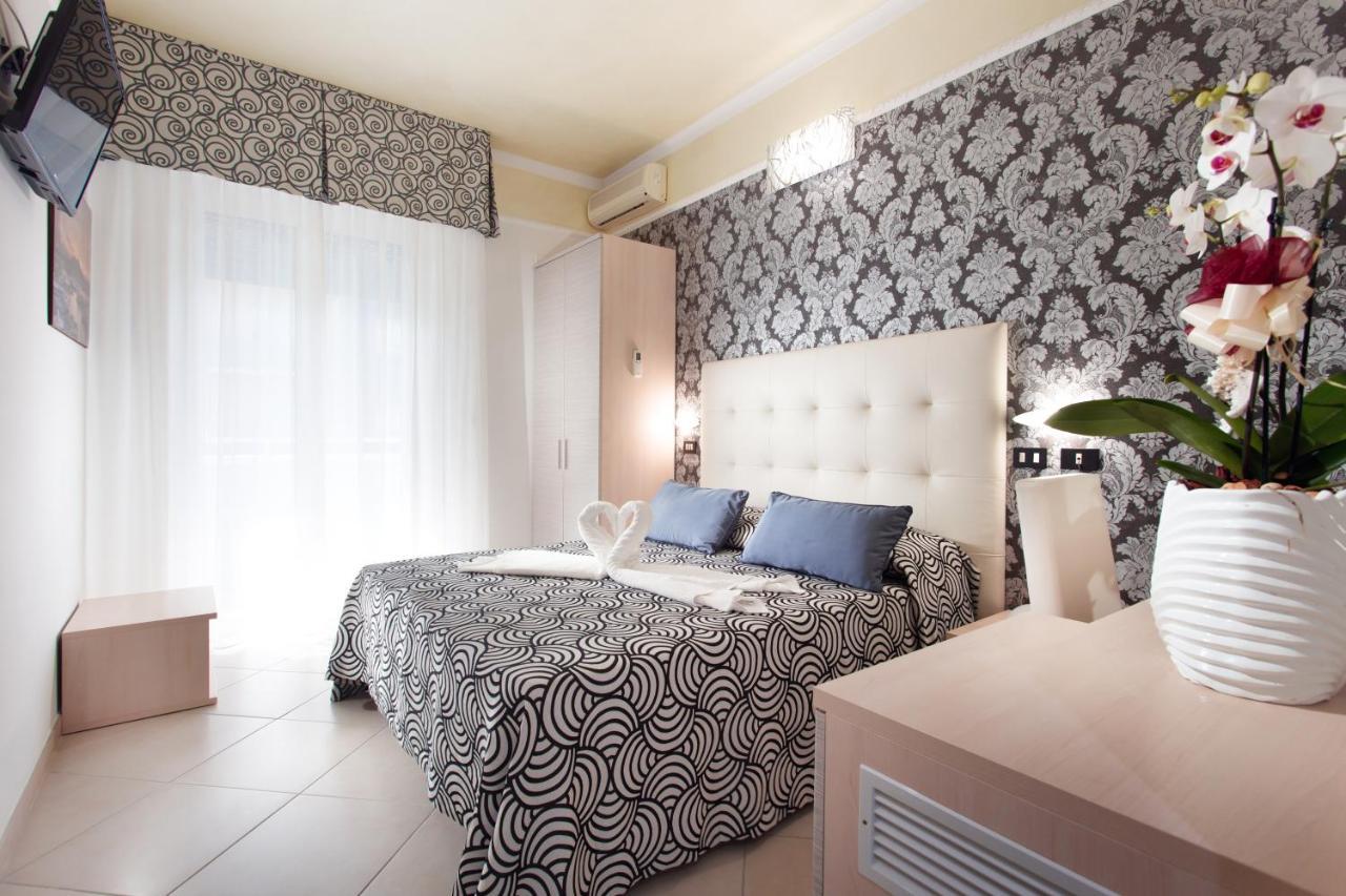 Hotel Nettuno Bellaria-Igea Marina Esterno foto