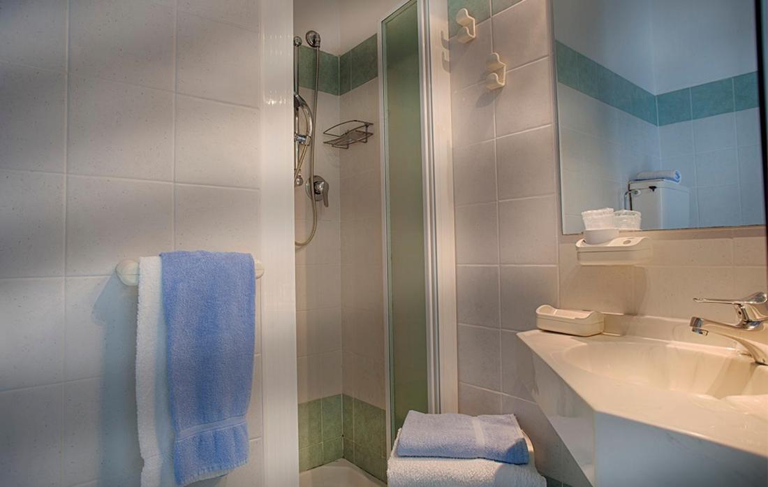 Hotel Nettuno Bellaria-Igea Marina Esterno foto